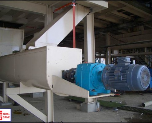 Threshing Station - Bottom Cross Conveyor